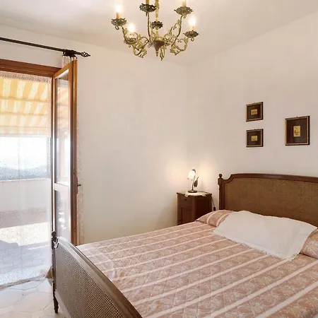 Casa Tiziana 度假居 *